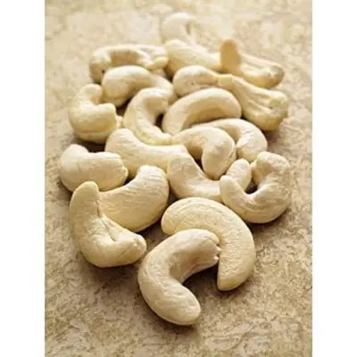 Biji Gajus Mentah / Cashewnut ( RAW )