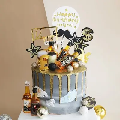 [READY STOCK]  MINI Whiskey Cake Topper Cake Decoration | 迷你威士忌洋假酒啤酒酒瓶小酒瓶蛋糕装饰摆件网红创意父亲爸爸男神生日蛋糕插件