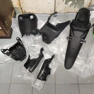 Yamaha 135LC New V1 Eneos 4 Stroke 4 Speed Body Cover Set Color Parts Body Kit LC135 Coverset LCV1
