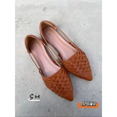 Ready Stock Candia Comfort Fashionable Cross Strap Flat Slip on Shoes